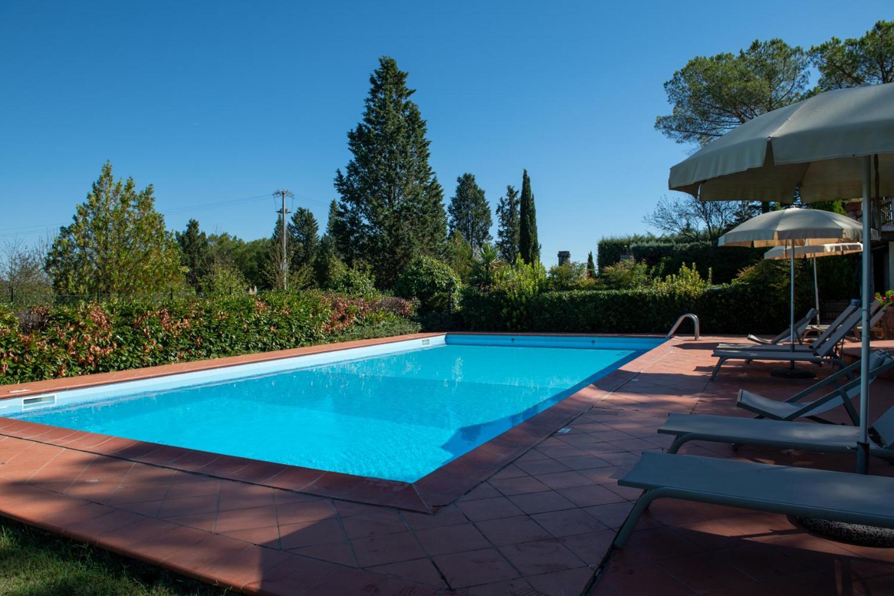 Agriturismo Il Colle Сиена Экстерьер фото
