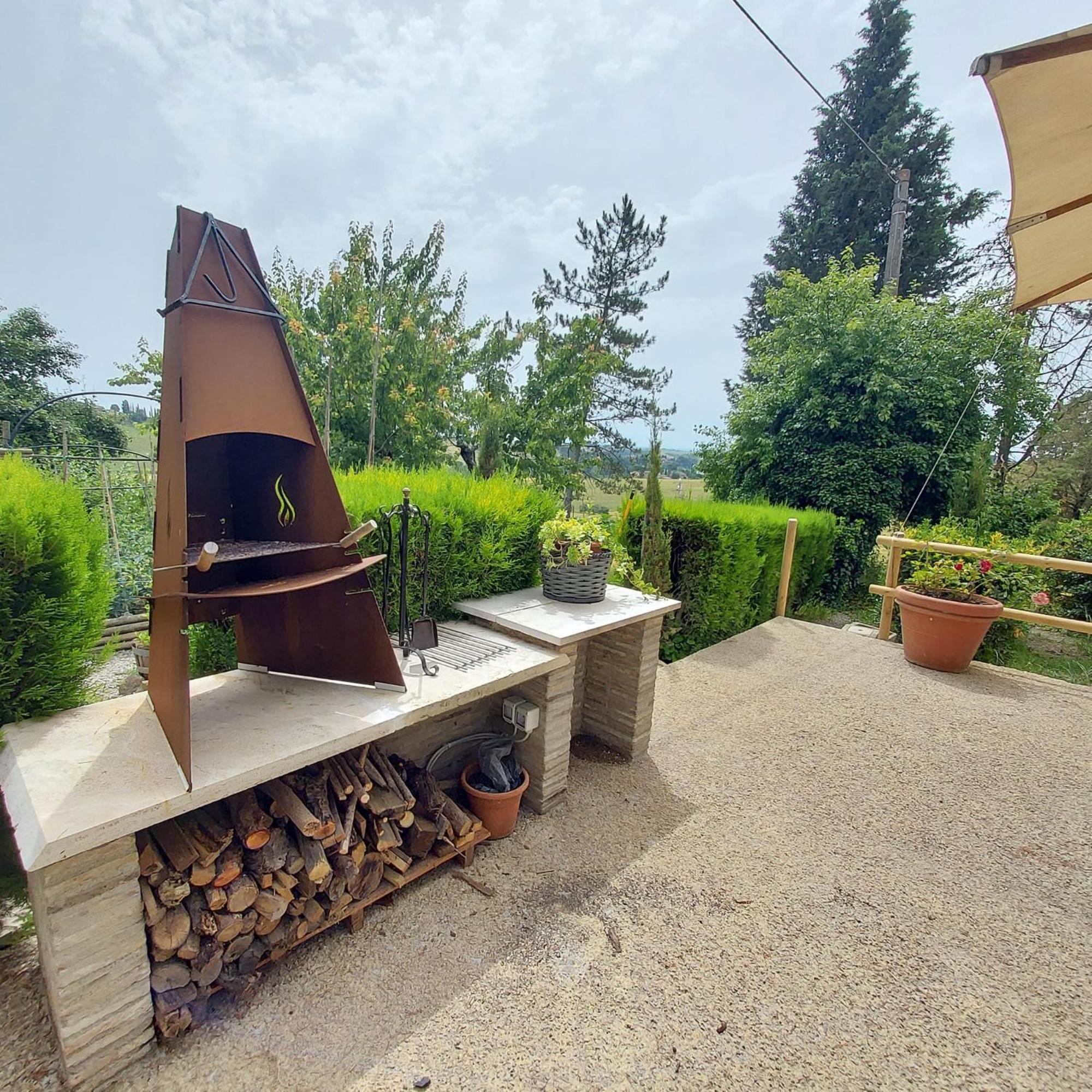 Agriturismo Il Colle Сиена Экстерьер фото