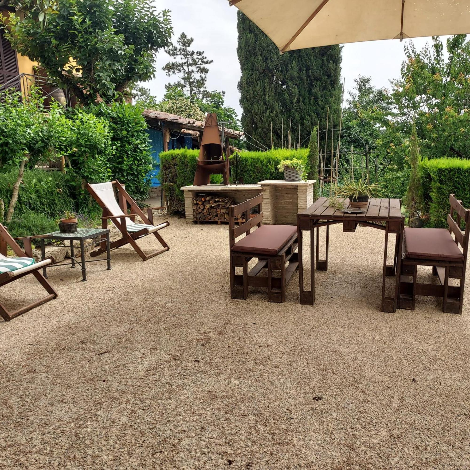 Agriturismo Il Colle Сиена Экстерьер фото