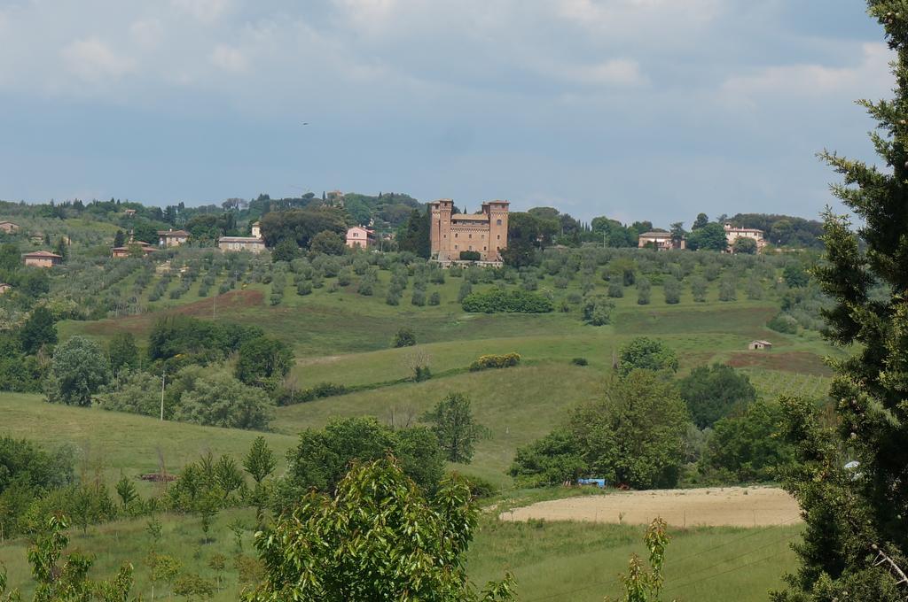 Agriturismo Il Colle Сиена Экстерьер фото